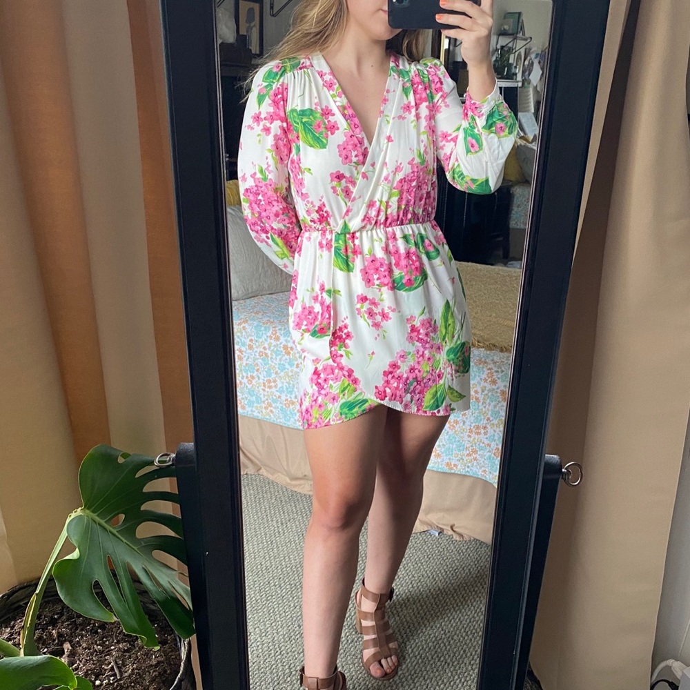CREAM WITH PINK FLOWERS LONG SLEEVE DRESS 👗🤍💕